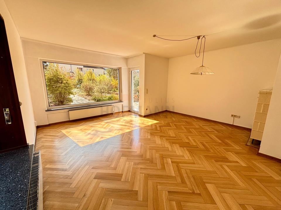 Einfamilienhaus am Schweinfurter Hochfeld zu verkaufen, herrlicher Garten, schönes Parkett