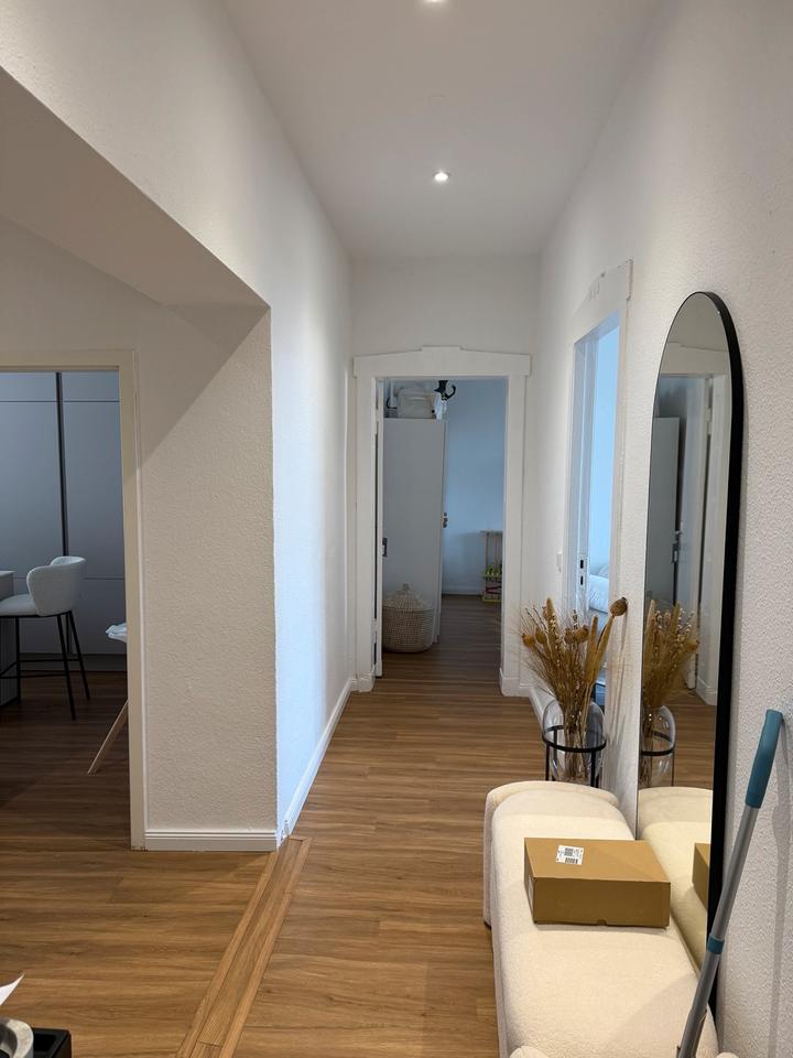 Suche Nachmieter für 3 Zimmer Wohnung 118 qm - 1.380€ Warm