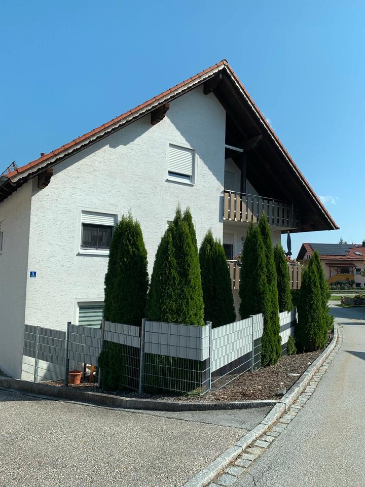 Schöne-2-Zimmer-Dachgeschosswohnung in Schöllnach