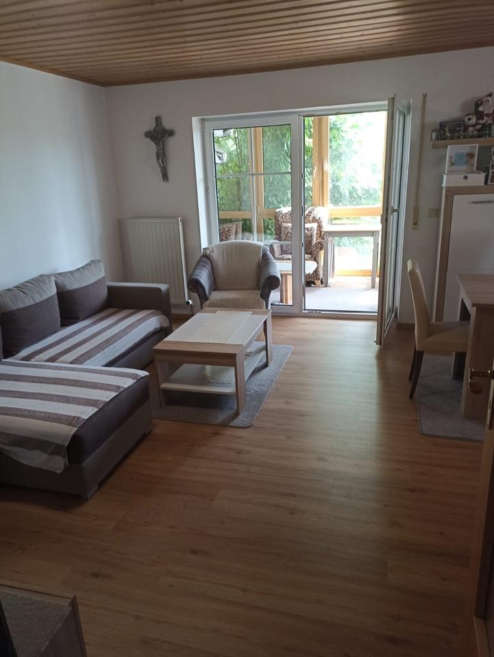 Schöne sonnige 2-Zimmer Erdgeschoss-Wohnung