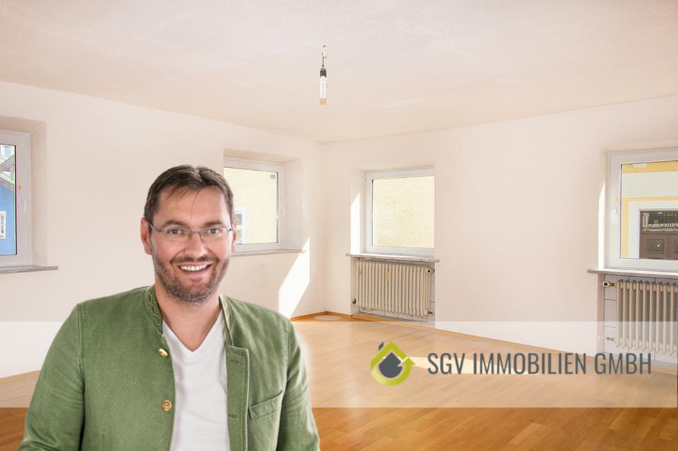 Geräumiges Wohnhaus mit kleiner Gewerbeeinheit in Waging am See