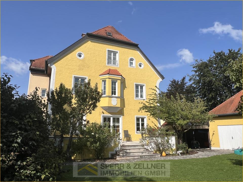 Außergewöhnliches Anwesen, historische Villa, mit Traumgarten und zwei Einliegerwohnungen