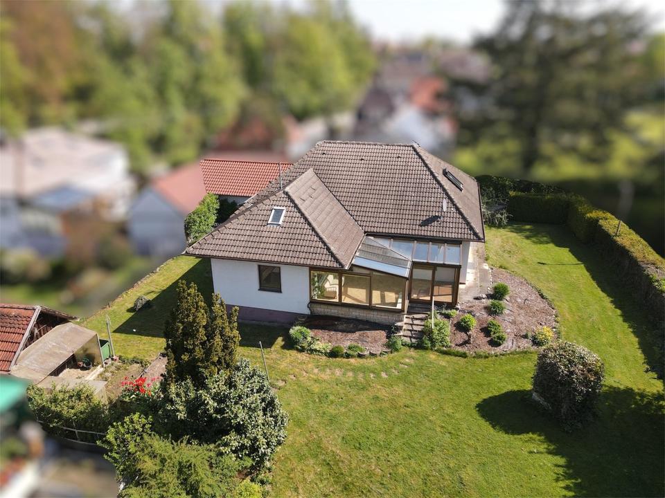 Einfamilienhaus mit Wintergarten und großem Garten - Perfekt für Familien!
