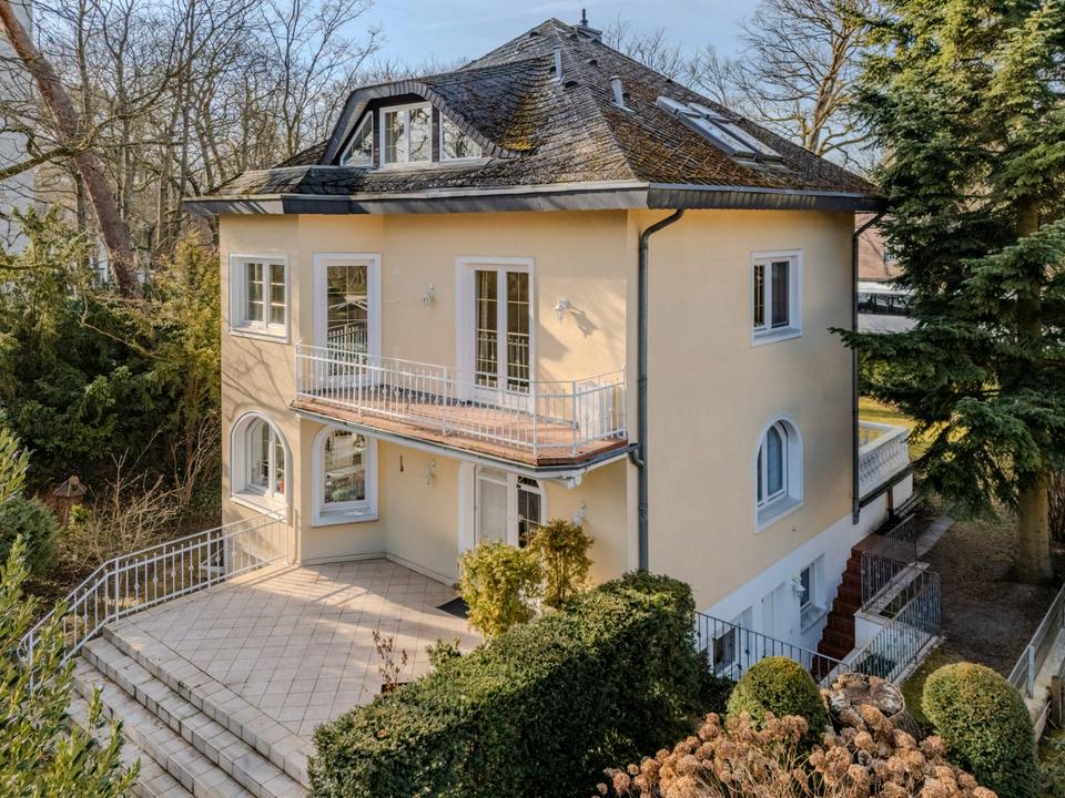 Elegante Villa Nahe Am Kleinen Wannsee