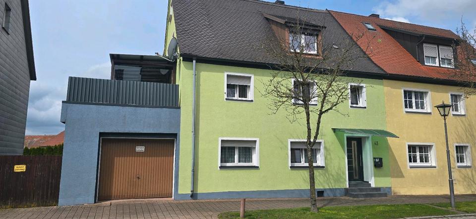 2FH / 3FH zum verkaufen. Mit guten mietpotenzial.