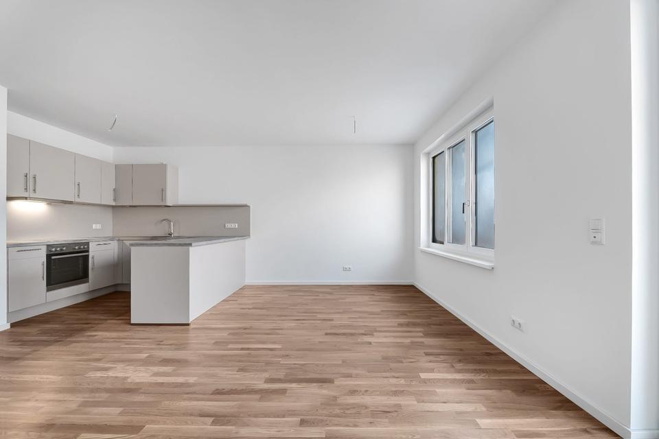 549276 - Beautiful 4-room with a balcony, incl. underground parking space