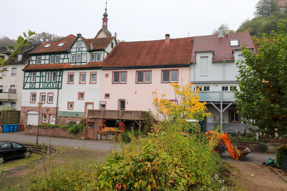 Reihenhaus mit NEUER HEIZUNG in Rothenfels